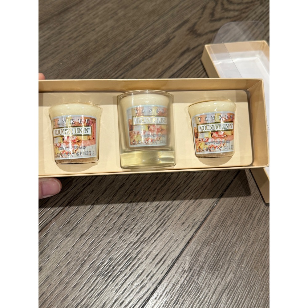 Yankee Candle Country Linen Samplers Gift Set 2 Votives & 1 Glass Holder NIB